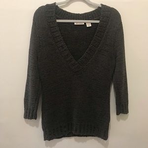 Dkny hunter green low V-neck knit sweater 3/4 sleeves